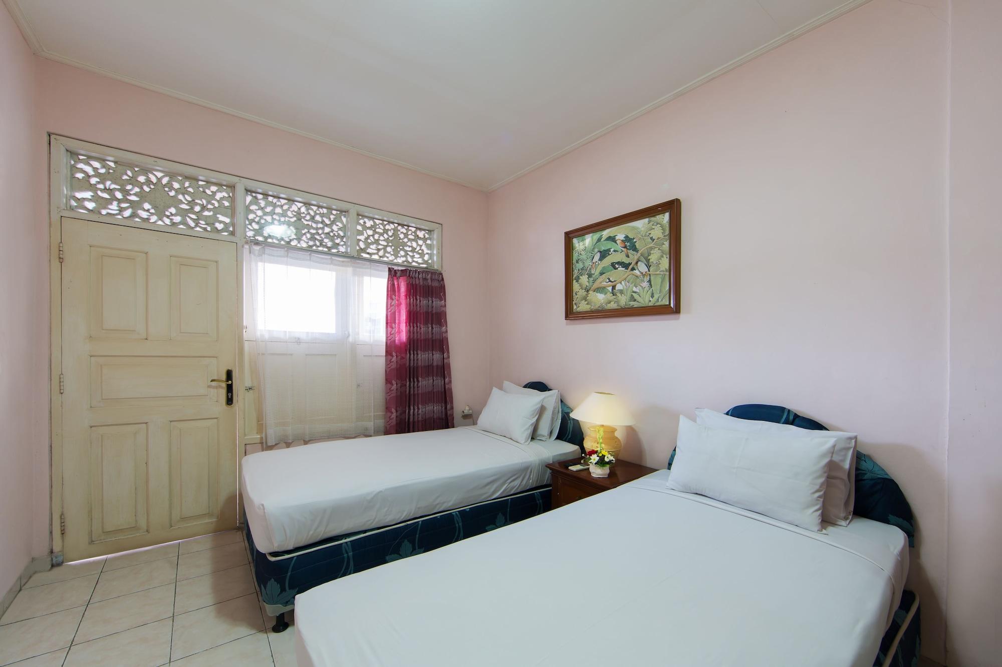 Oyo 3134 Puri Tamu Hotel Jimbaran  Ngoại thất bức ảnh