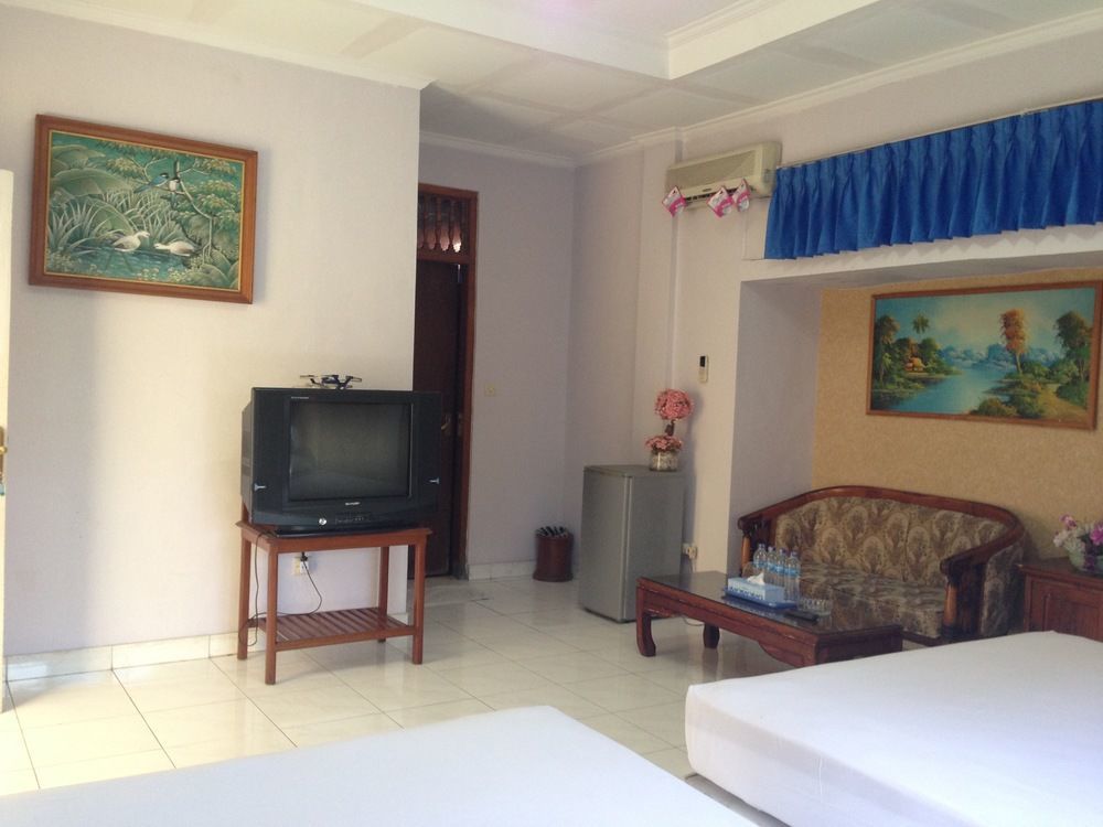 Oyo 3134 Puri Tamu Hotel Jimbaran  Ngoại thất bức ảnh