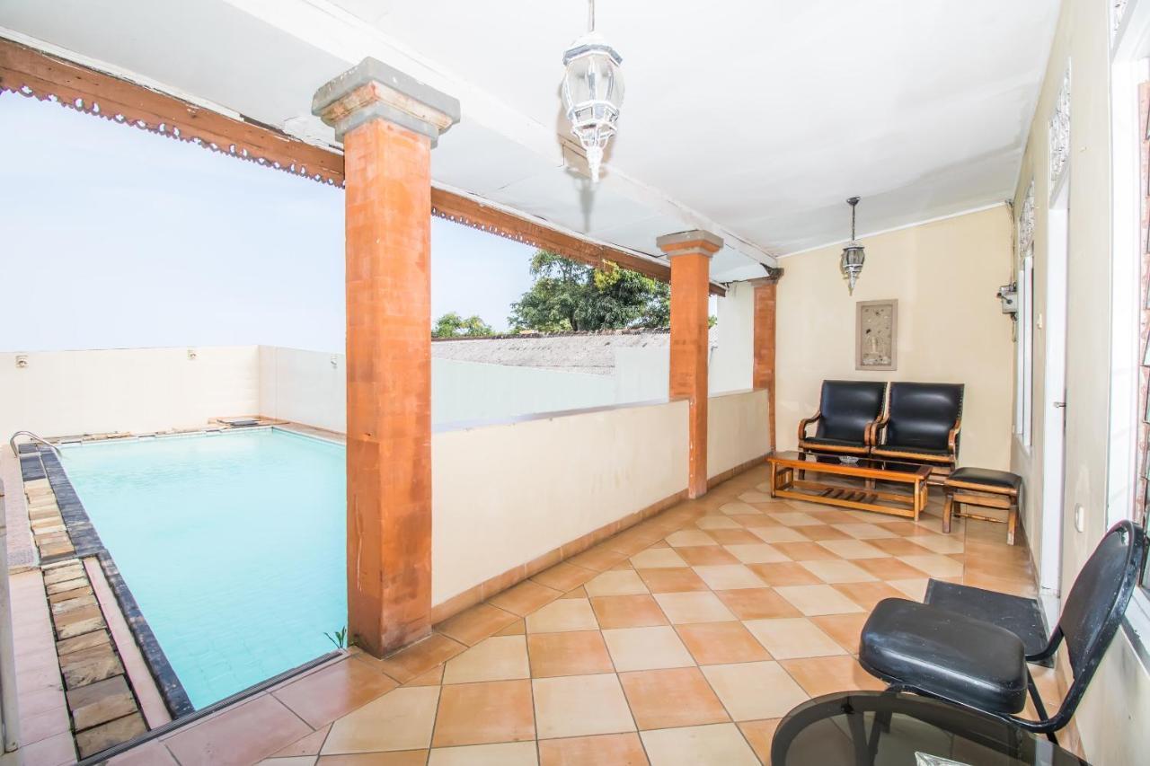 Oyo 3134 Puri Tamu Hotel Jimbaran  Ngoại thất bức ảnh