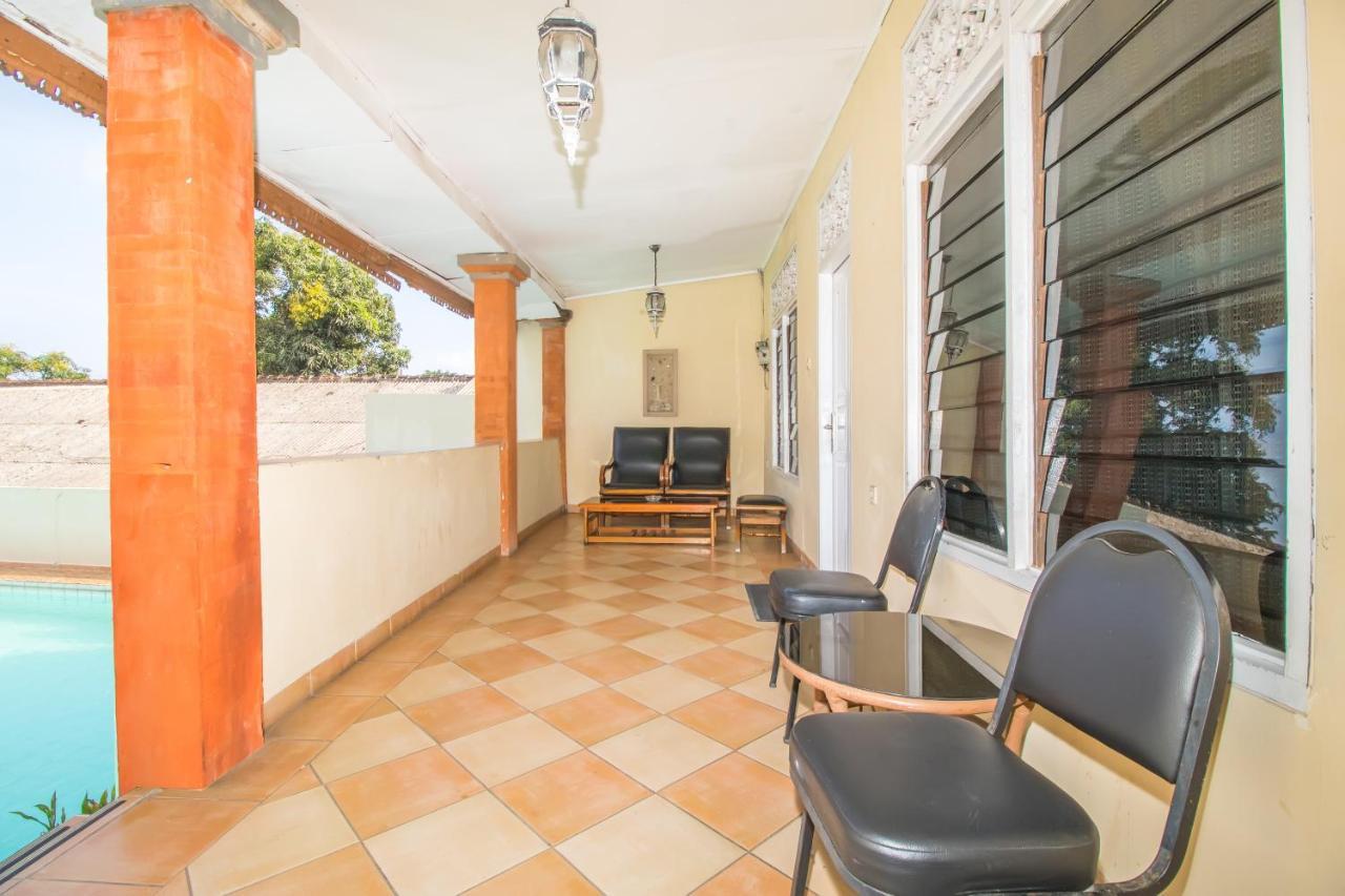 Oyo 3134 Puri Tamu Hotel Jimbaran  Ngoại thất bức ảnh